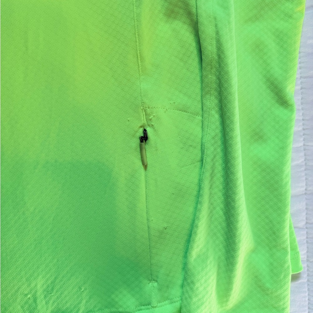 Under Armour Women’s Neon Green Semi-Fitted Heat Gear 1/4 Zip Long Sleeve Sz S - Picture 10 of 11